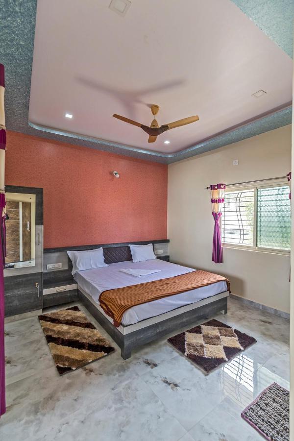 Krishna Homestay Хампи Экстерьер фото