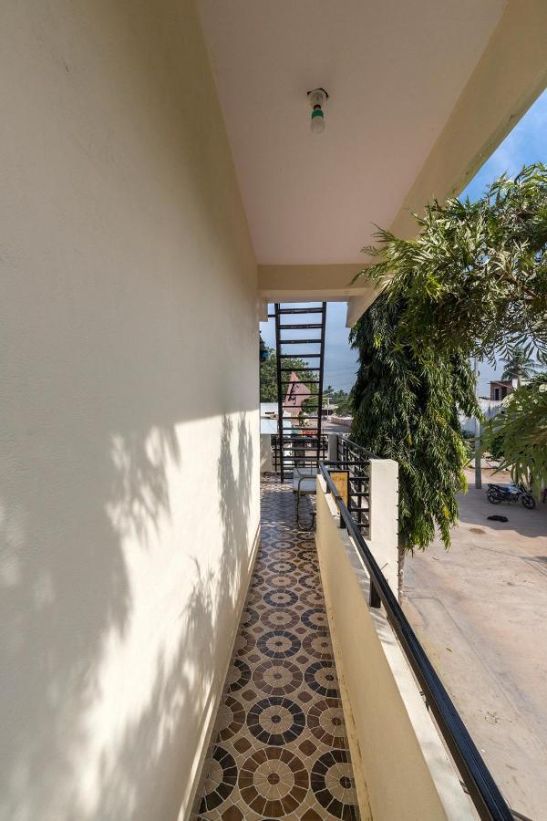 Krishna Homestay Хампи Экстерьер фото