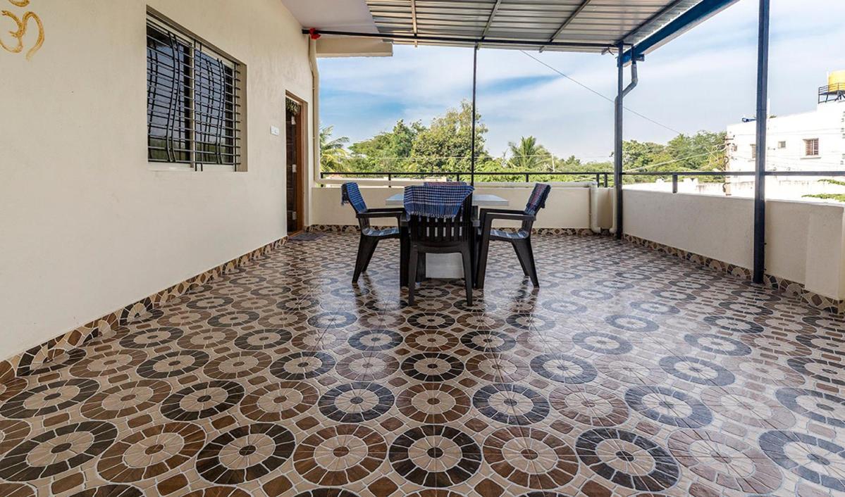 Krishna Homestay Хампи Экстерьер фото