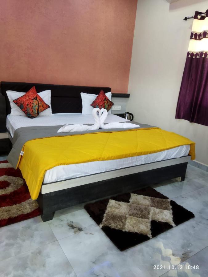 Krishna Homestay Хампи Экстерьер фото